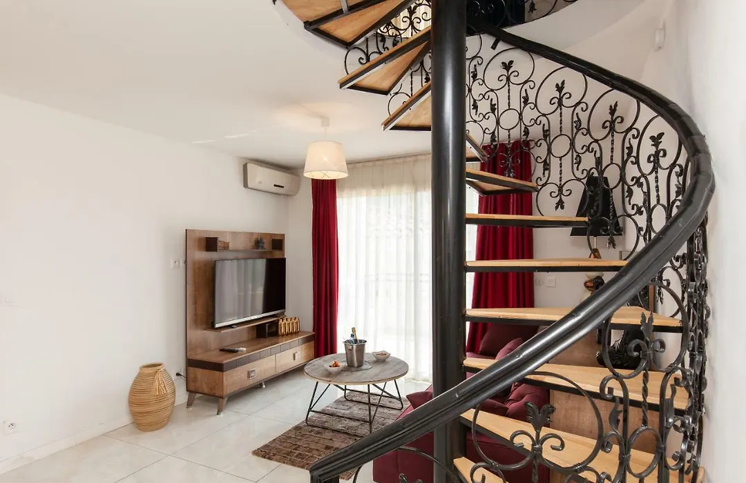 Residence D'Azur Riou-1